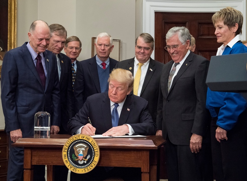 US President Donald Trump has signed a space policy directive 